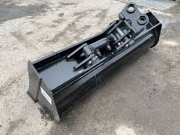 MINI EXCAVATOR 32" HYDRAULIC TILT BUCKET FOR MINI EXCAVATORS WITH 25MM PINS